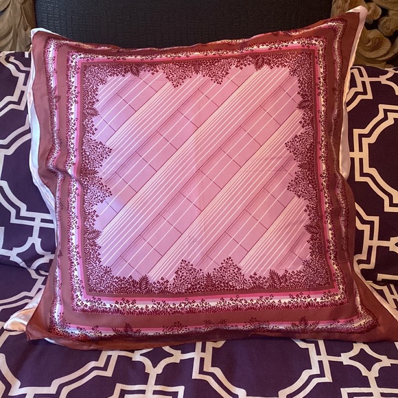 Large Pink scarf pillow, hand made - Picture 2 of 5